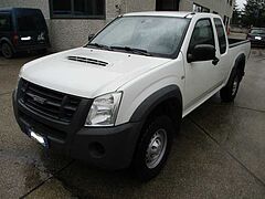 Foto Isuzu D-Max 2.5 TD cat Space Cab 4WD Pick-up L EU4