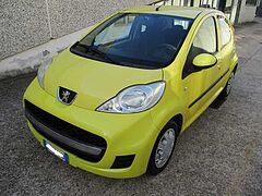 Foto Peugeot 107 1.0 68CV 5p. Plaisir